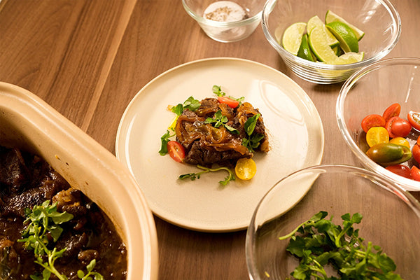 Vietnamese Shaking Beef (Bò Lúc Lắc) – Claypot Style