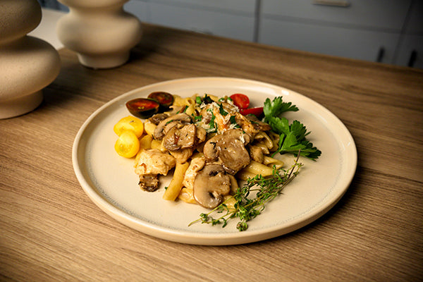 Claypot Chicken and Mushroom Pasta