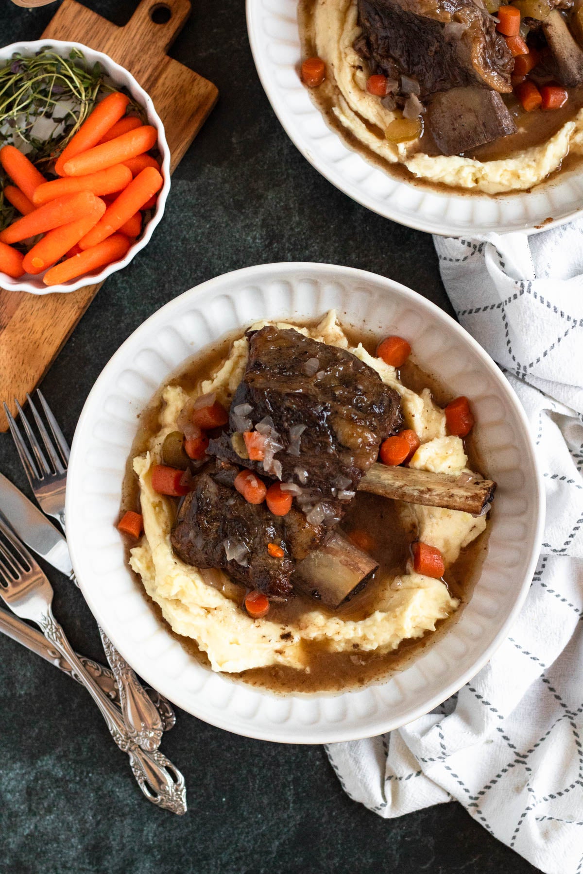 Braised Short Ribs - Magnifique Claypot Oven Recipe