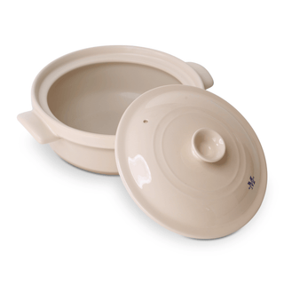 The Flami Pot - handcrafted non-toxic clay cookware with lid, ideal for cooking and baking.