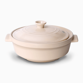 The Flami Pot, handcrafted clay cookware for healthy, non-toxic cooking and baking.