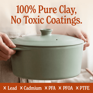 Round Claypot Multi-Cooker made from 100% pure clay, demonstrating no toxic coatings for healthy cooking.